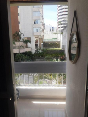 Apartamento em Ondina - Jardim Apipema